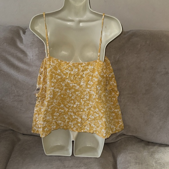 Old Navy yellow floral XL tank top with adjustable straps New - Picture 2 of 5